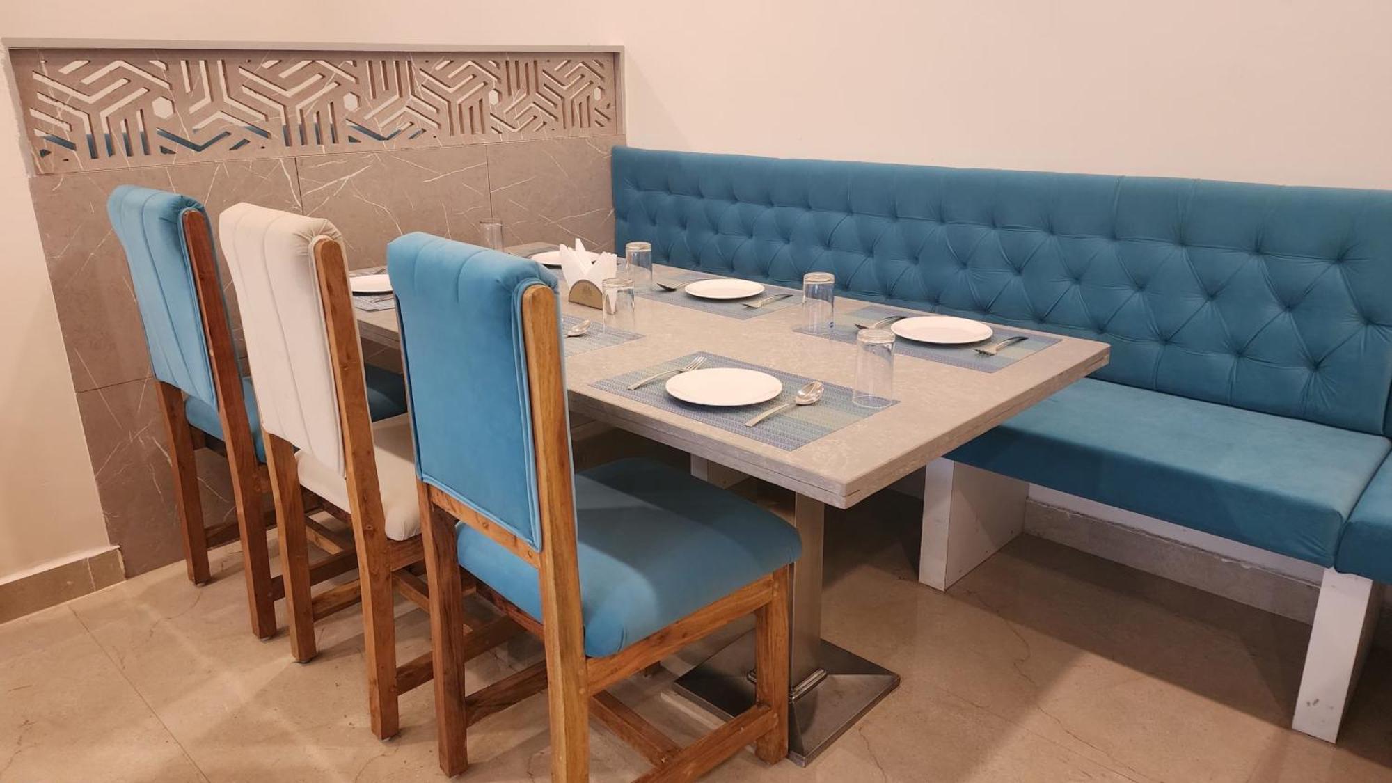 Hotel Janas Tirupati Kültér fotó