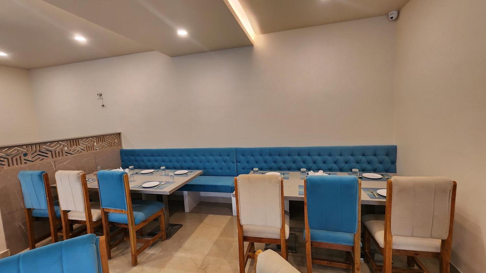 Hotel Janas Tirupati Kültér fotó