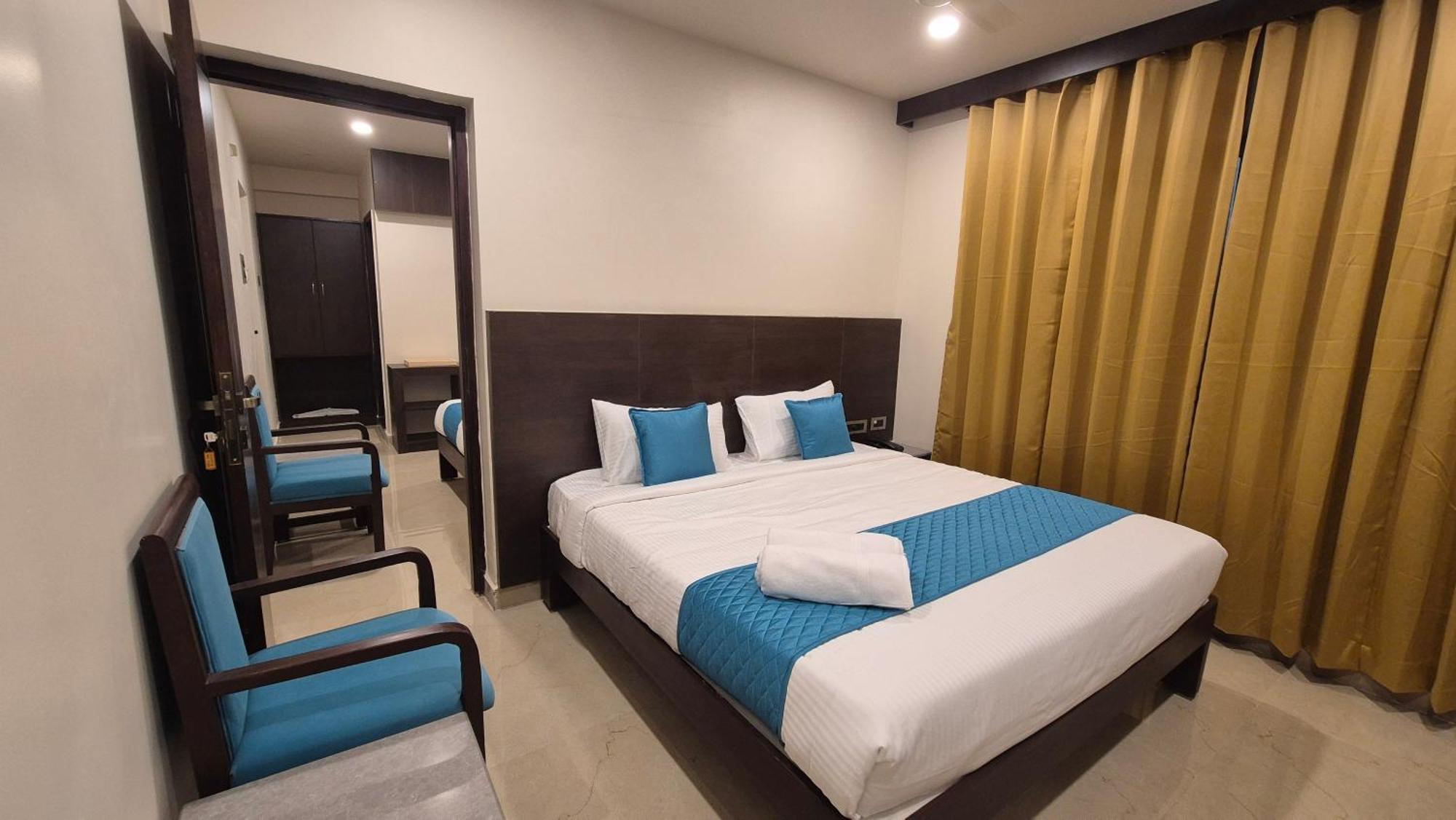 Hotel Janas Tirupati Kültér fotó