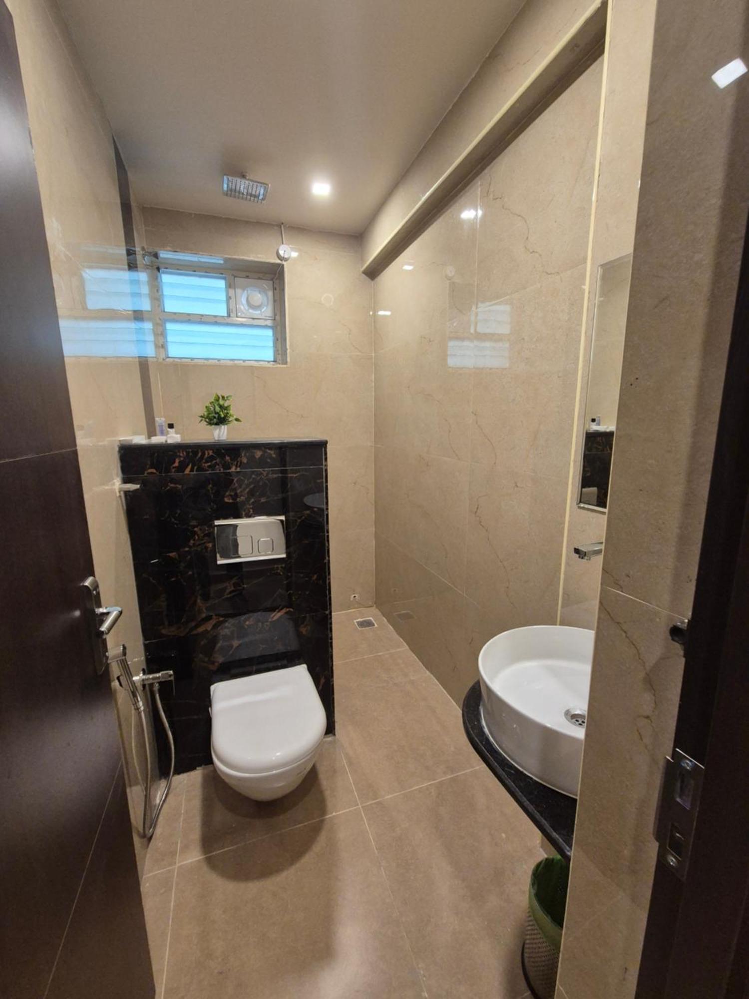 Hotel Janas Tirupati Kültér fotó