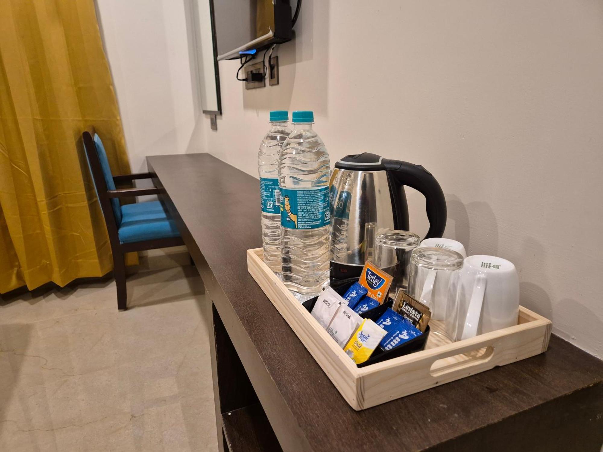 Hotel Janas Tirupati Kültér fotó